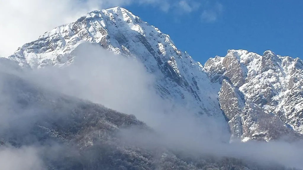 Valsassina Rent Apartment Introbio Italy
